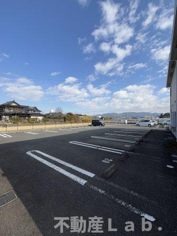 サンヴィレッジ　Ａの駐車場