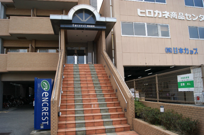 【エントランス】エンクレスト博多駅南