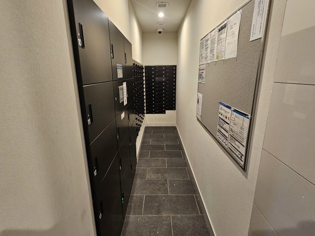 神戸市兵庫区西多聞通２丁目の賃貸マンションの玄関
