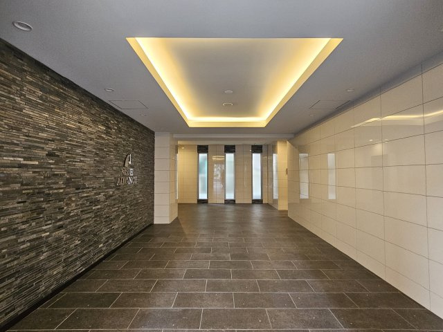 神戸市兵庫区西多聞通２丁目の賃貸マンションのロビー