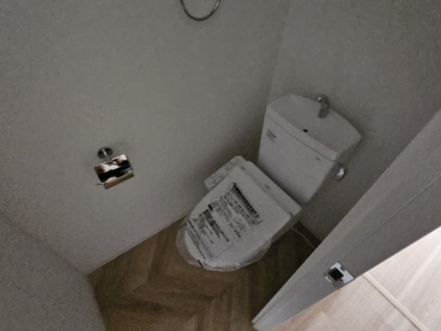 神戸市兵庫区西多聞通２丁目の賃貸マンションのトイレ