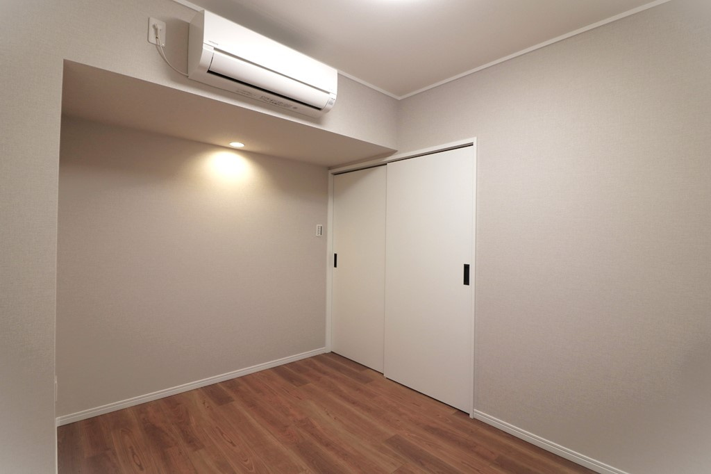 「神戸市灘区マンション」イトーピア六甲道マンションの洋室|広々とした洋室です　5.0帖