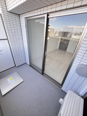 大阪市旭区高殿７丁目の賃貸マンションのバルコニー