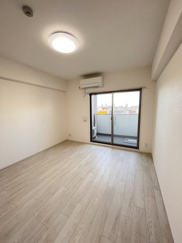 大阪市旭区高殿７丁目の賃貸マンションの居間・リビング