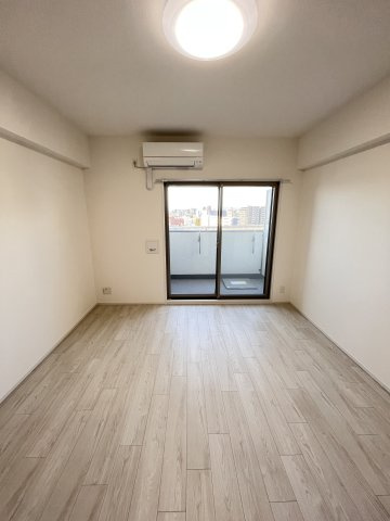 大阪市旭区高殿７丁目の賃貸マンションの寝室