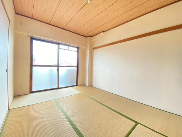 ステーションハイツ千里丘の寝室