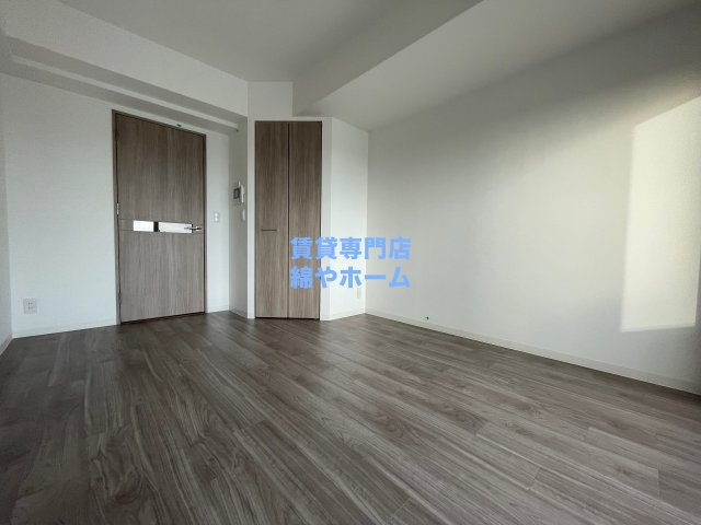 ミラージュパレス難波幸町の洋室|コンパクトで使いやすい洋室です