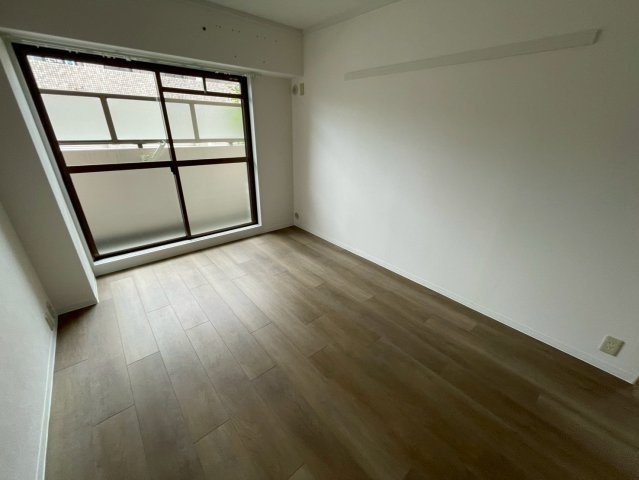 ロイヤル浜芦屋の居間・リビング