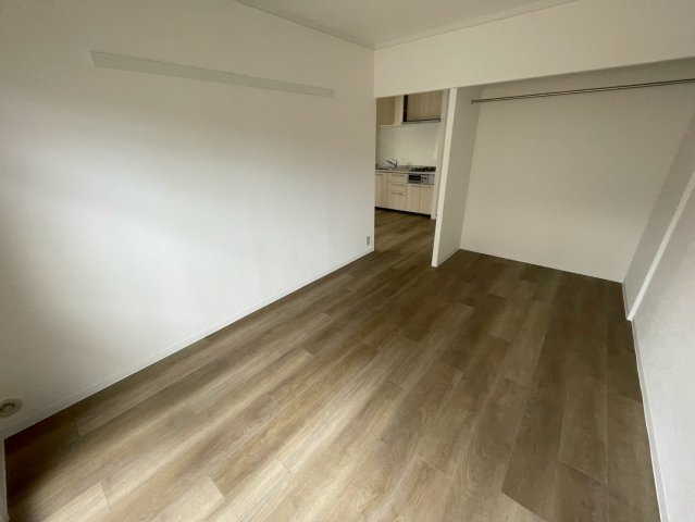 ロイヤル浜芦屋の居間・リビング