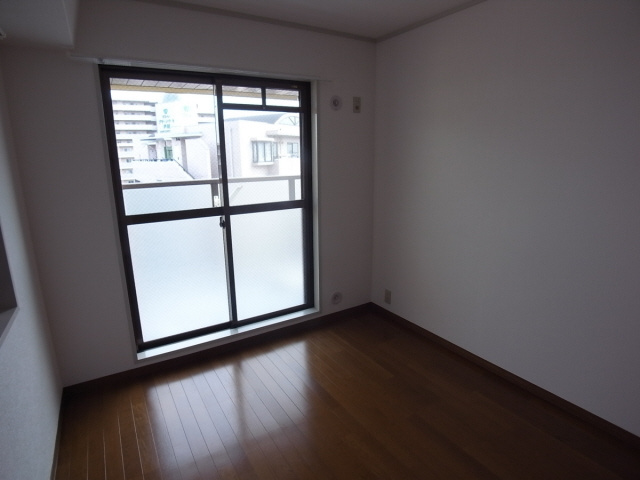 ロイヤル浜芦屋の居間・リビング