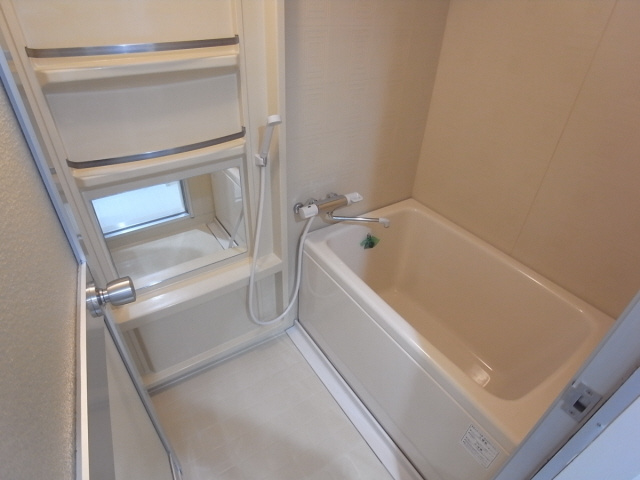 ロイヤル浜芦屋の浴室