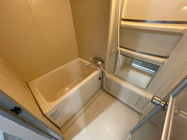ロイヤル浜芦屋の浴室