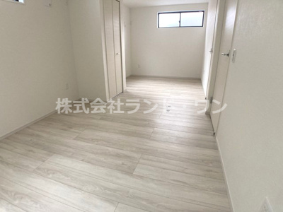 【洋室】 | 所沢市寿町　全2棟 1号棟 | 約5.2帖洋室+約４帖の洋室(間仕切り対応可)