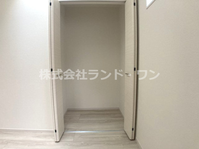 【収納】 | 所沢市寿町　全2棟 1号棟 | 約5.2帖洋室+約４帖の洋室にある収納