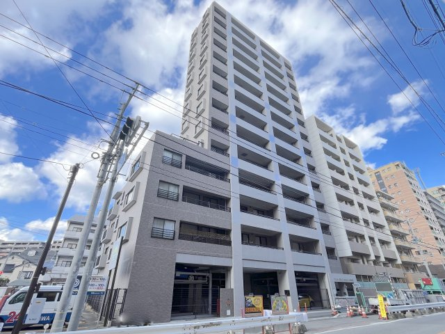 藤和平尾山荘ホームズの外観