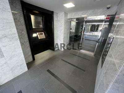 【エントランス】 | リーガル京都河原町四条南 | 建物の内部です