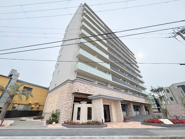 プレジオ三国ASIANの外観