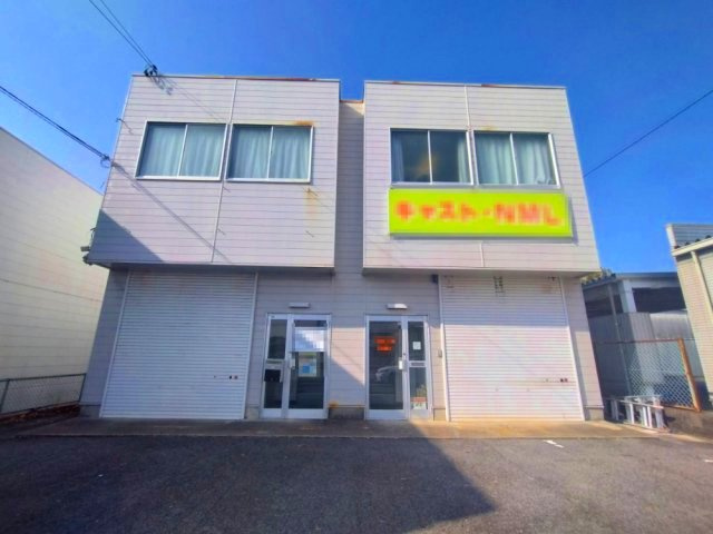 上六名1丁目倉庫付事務所の外観
