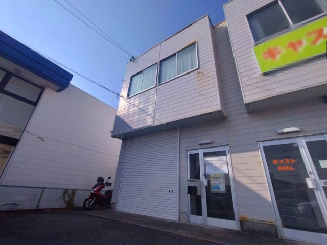 上六名1丁目倉庫付事務所の外観