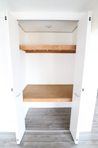 大阪市城東区今福東１丁目の賃貸マンションの収納