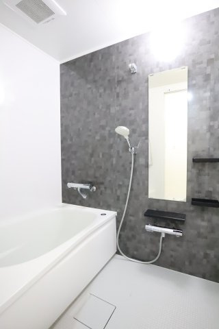 大阪市城東区今福東１丁目の賃貸マンションの浴室