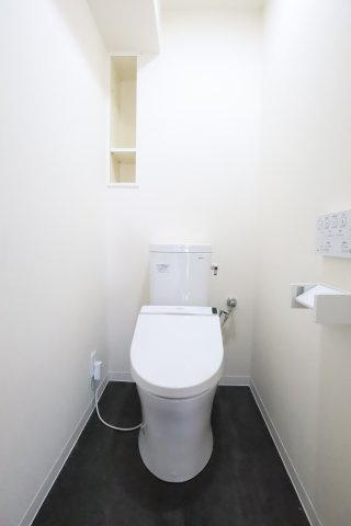 大阪市城東区今福東１丁目の賃貸マンションのトイレ
