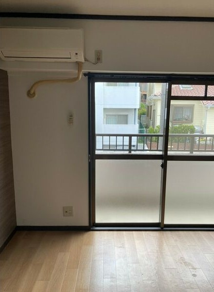 アイリス中平の寝室