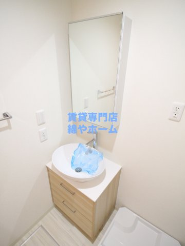フジパレス長居西Ⅲ番館の独立洗面台|使いやすい独立洗面台です