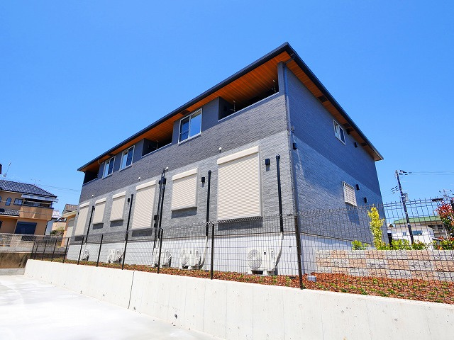 ファミリア　ヴィヴァーチェⅡの外観