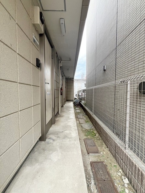 フラット白妙のエントランス