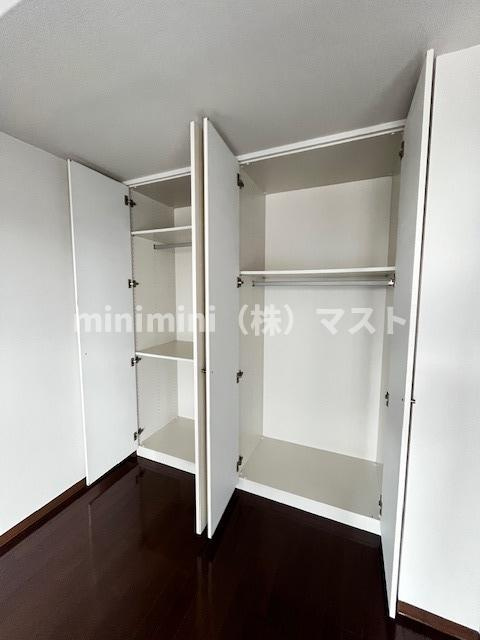 エルセレーノ上本町レジデンスの収納