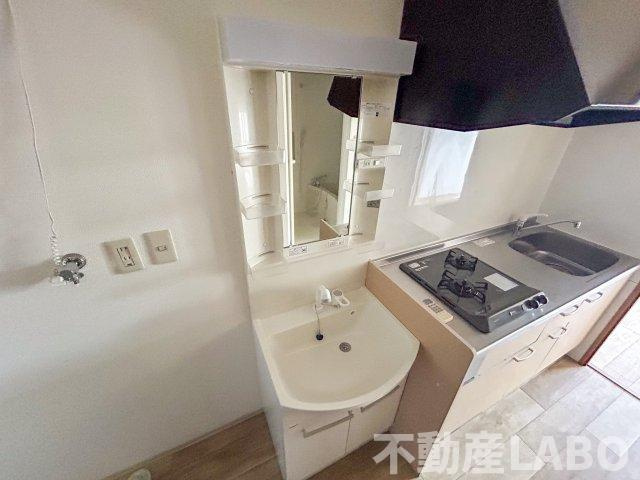 フローライト長居の洗面所