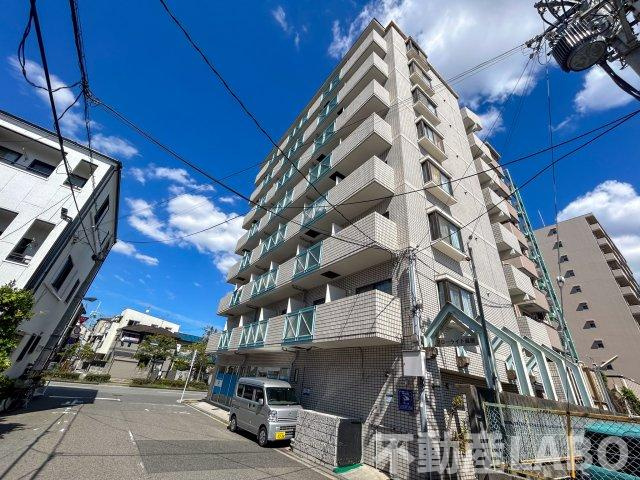 フローライト長居の外観