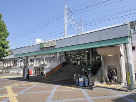 江戸川区西小岩５丁目のアパートの周辺