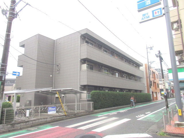 ウィステリア　中町のエントランス|耐震・耐火に優れた旭化成へーベルメゾン