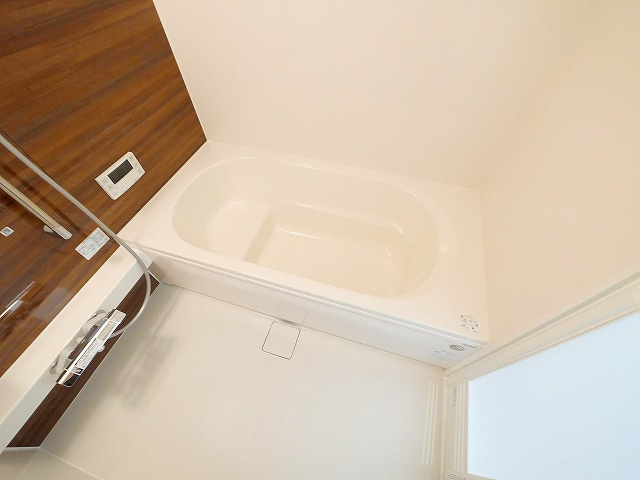 ジューンベリーガーデンの浴室|お風呂で日々の疲れを落としましょう