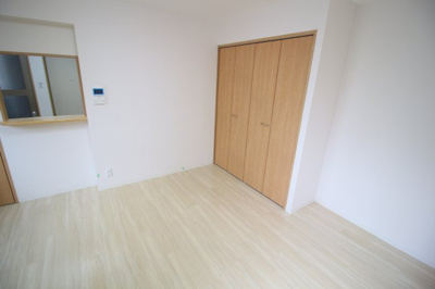 【洋室】 | ロイヤル三ッ星Ⅳ