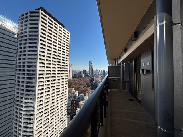 【バルコニー】