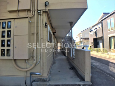 【エントランス】 | ファミール高畑 | 建物の内部です