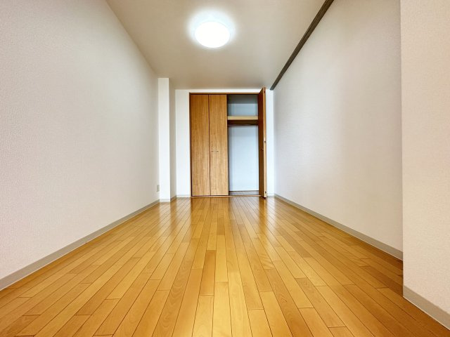 ルガーノⅡの洋室