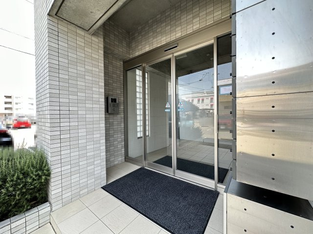 ルガーノⅡのエントランス