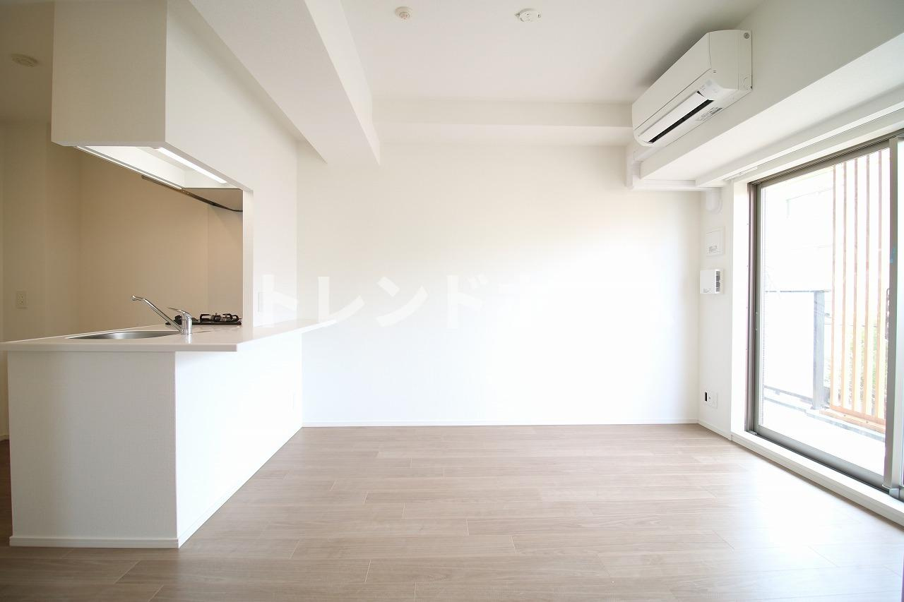 レオンコンフォート難波クレアの居間・リビング|選べる家電プランあり！！