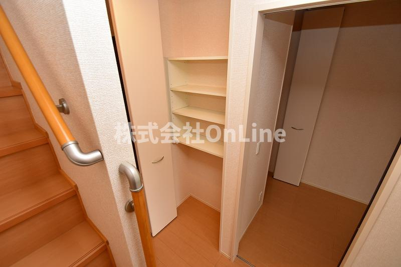 テェルツォラナの収納