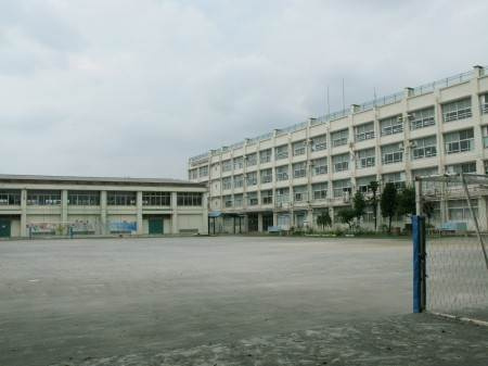 クラッソ春日町の周辺