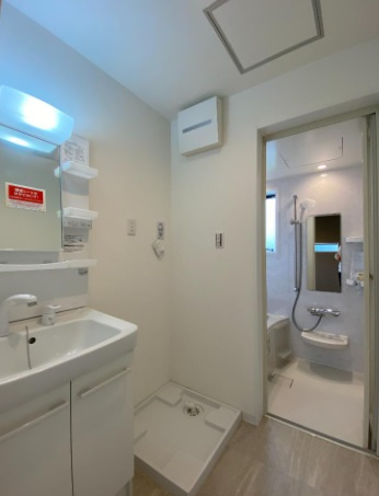 豊中市稲津町３丁目の一棟マンションの内装