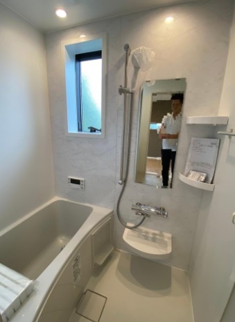 豊中市稲津町３丁目の一棟マンションの浴室