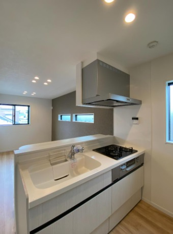 豊中市稲津町３丁目の一棟マンションの内装