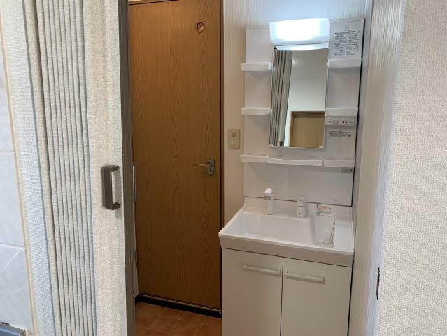 グランデュールみなみ野の洗面所