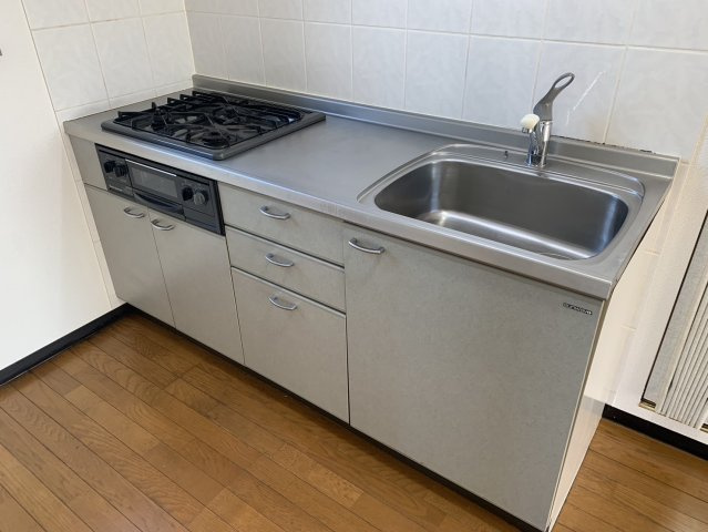 グランデュールみなみ野のキッチン