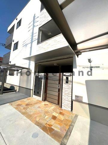 フジパレス秋月川田 のエントランス